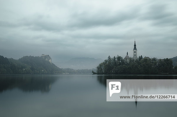 Slowenien Bled Bleder See Kirche auf der Insel