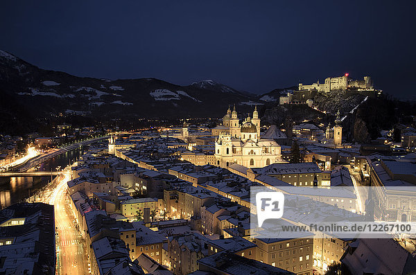 Österreich,  Salzburg,  Festung Hohensalzburg bei Nacht