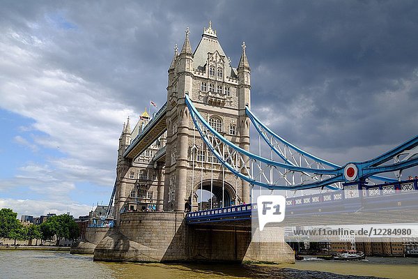 Tower Bridge  London  United Kingdom