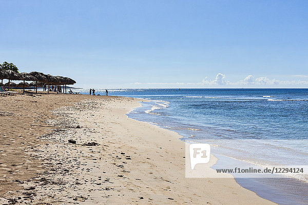 Blick auf den Strand  Playita Junco Sur  Cienfuegos  Kuba