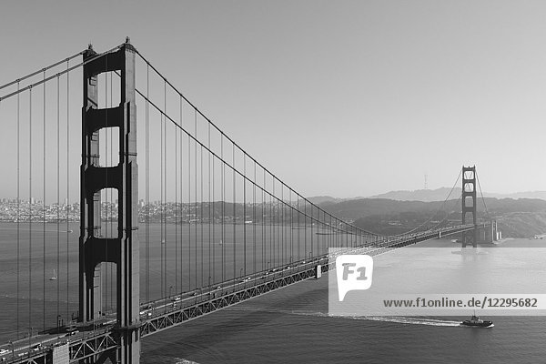 Golden Gate Bridge über die San Francisco Bay  San Francisco  Kalifornien