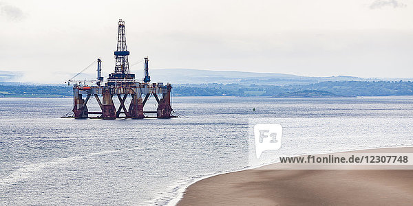 Schottland  Fife  Firth of Forth  alte Ölplattform