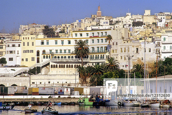 Nordafrika  Maghreb  Marokko  Tanger  alte Medina und berühmtes Hotel Continental