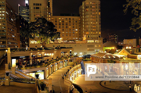 China  Hong-Kong  Kowloon  shopping center Building Heritage