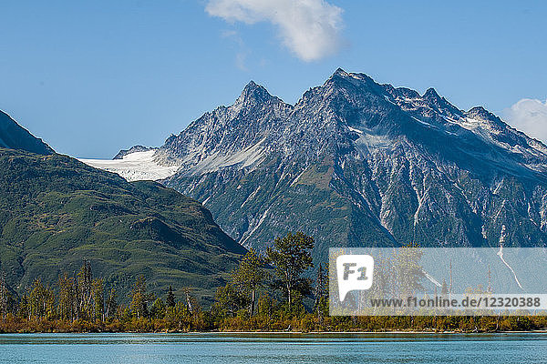 Crescent Lake  Lake Clark National Park and Preserve  Alaska  Vereinigte Staaten von Amerika  Nord-Amerika