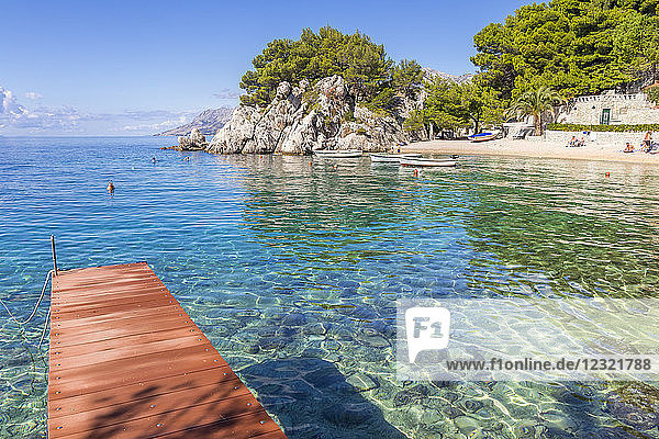 Der berühmte Podrace Strand in der Nähe von Brela und Makarska  Kroatien  Europa