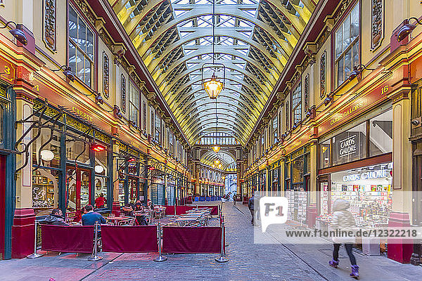 Blick auf das Innere des Leadenhall Market  The City  London  England  Vereinigtes Königreich  Europa