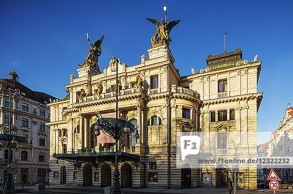 Vinohrady-Theater  Prag  Tschechische Republik  Europa