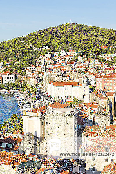 Blick vom Glockenturm der Kathedrale von Split über die Altstadt  Split  Kroatien  Europa