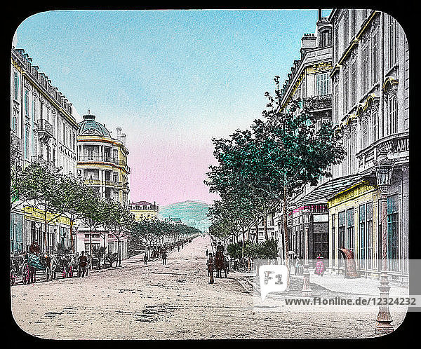 Laterna Magica-Dia um 1900. Viktorianische oder Edwardianische Ära. Das Foto ist das Werk des Fotografen und Dia-Herstellers G.W. Wilson (7. Februar 1823 - 9. März 1893),  eines schottischen Pioniers der Fotografie. Die französische Riviera und Monte Carlo (Vortrag ) Dia 7 Boulevard de la Fonciere Lyonnaise,  Cannes