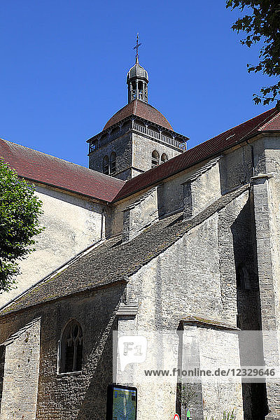 Frankreich  Bourgogne Franche Comte  Jura (39)  Orgelet  Kirche Notre Dame