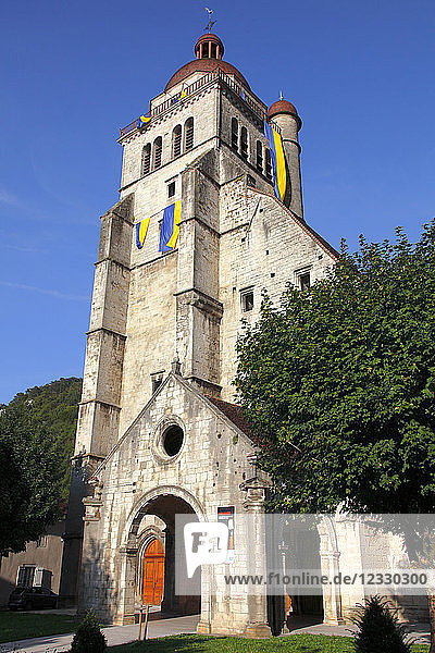 Frankreich  Franche Comte  Departement Jura (39)  Poligny  Stiftskirche Saint Hippolyte