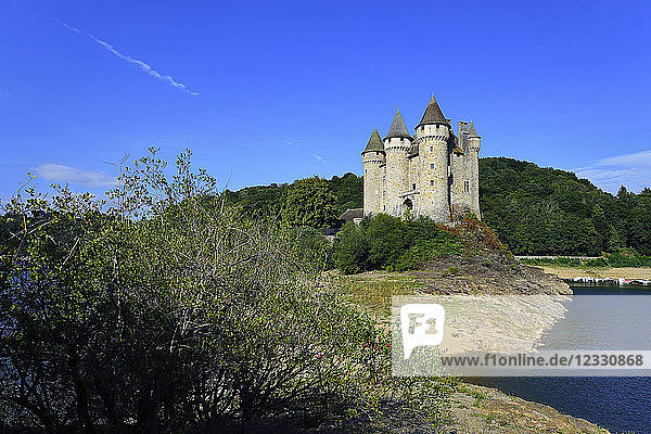 Europa  Frankreich  Schloss de Val im Cantal. Obligatorischer Kredit: Schloss de Val