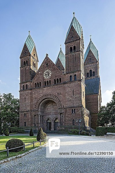 Romanische Erlöserkirche  Bad Homburg vor der Höhe  Hessen  Deutschland  Europa