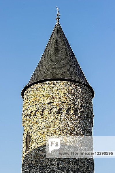 Romanischer Rathausturm  Altstadt  Bad Homburg vor der Höhe  Hessen  Deutschland  Europa