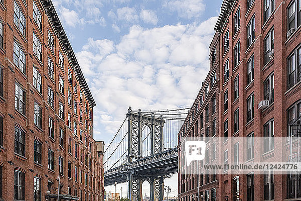 USA  New York City  Manhattan Bridge
