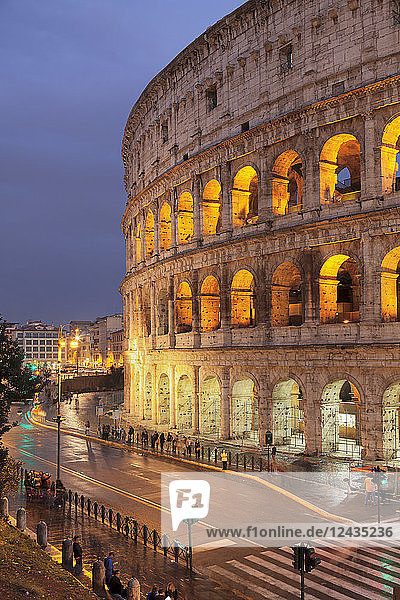 Kolosseum (Colosseo)  UNESCO-Weltkulturerbe  Rom  Latium  Italien  Europa