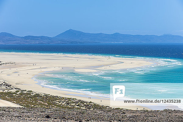 Schöne Lagune am Strand von Risco  Fuerteventura  Kanarische Inseln  Spanien  Atlantik  Europa