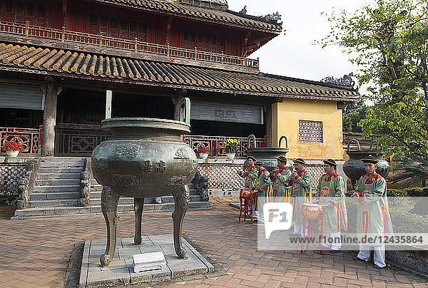 Musicians playing traditonal instruments at the Hien Lam Pavilion the Imperial City The Citadel UNESCO World Heritage Site Hue Vietnam Indochina Southeast Asia Asia