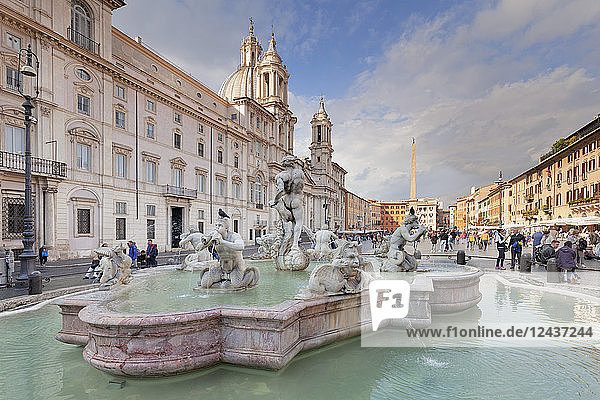 Fontana del Moro Fountain  Sant'Agnese in Agone Church  Piazza Navona  Rome  Lazio  Italy  Europe