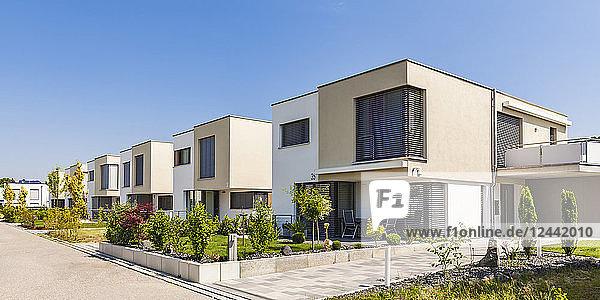 Germany  Bavaria  Neu-Ulm  modern one-family houses  efficiency houses