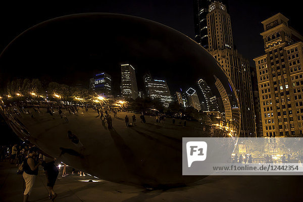 Cloud Gate  also known as 'the Bean'  in Millennium Park at night  AT&T Plaza; Chicago  Illinois  United States of America