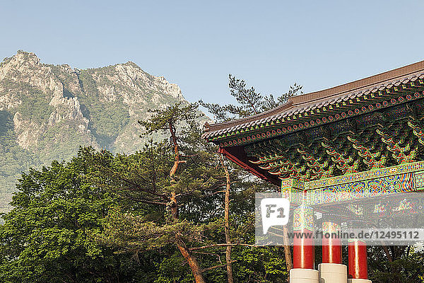 das Eingangstor zum Seoraksan-Nationalpark
