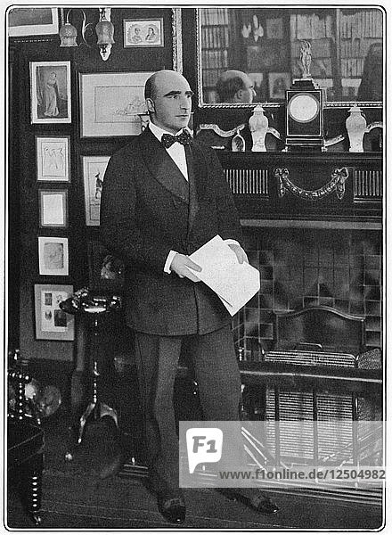 Arthur Wing Pinero  englischer Dramatiker  zu Hause  1903. Künstler: W&D Downey