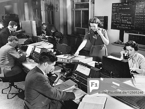 Telefonzentrale  1956. Künstler: Unbekannt