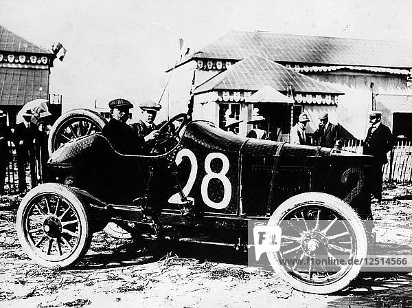 Arrol-Johnston-Wagen auf der Coupe de lAuto  Dieppe  Frankreich  1912. Künstler: Unbekannt