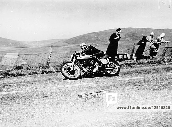Isle of Man Senior TT  1951. Künstler: Unbekannt