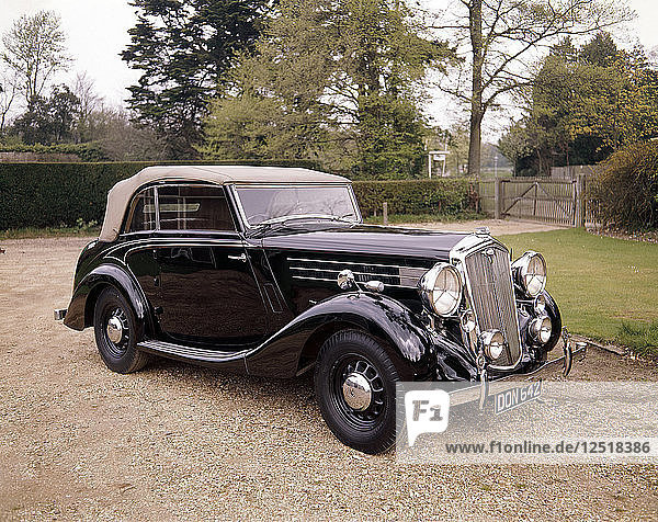 Ein Wolseley Super Six von 1937. Künstler: Unbekannt