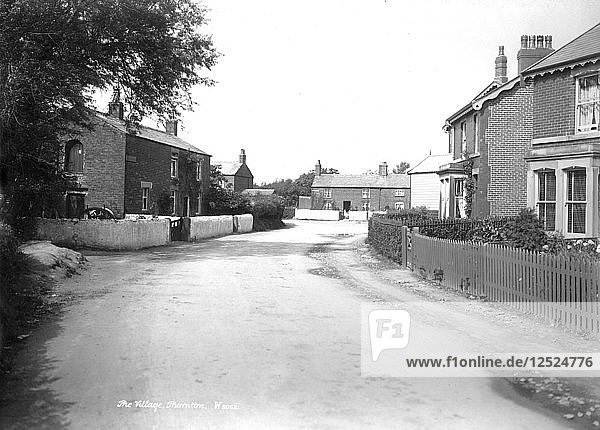 Straße in Thornton  Lancashire  1890-1910. Künstler: Unbekannt