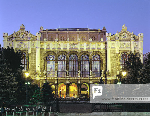 Vigado-Konzertsaal  Budapest  Ungarn