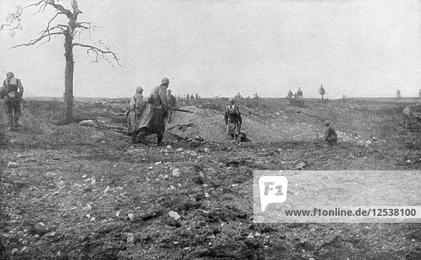 Zweite Schlacht in der Champagne  Frankreich  Erster Weltkrieg  September 1915. Künstler: Unbekannt