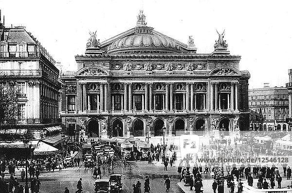 Das Opernhaus  Paris  1931. Künstler: Ernest Flammarion