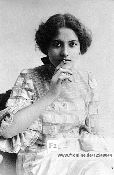 Maude Fealy (1881-1971)  American actress  1905. Artist: Unknown