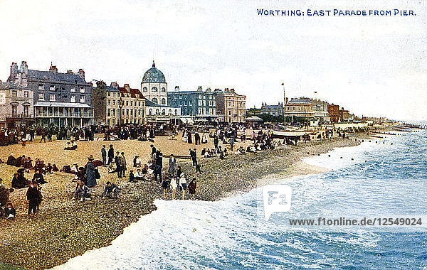 East Parade vom Pier aus  Worthing  Sussex  Anfang des 20. Jahrhunderts. Künstler: Unbekannt