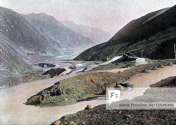 Georgianische Militärstraße  um 1890. Künstler: Gillot