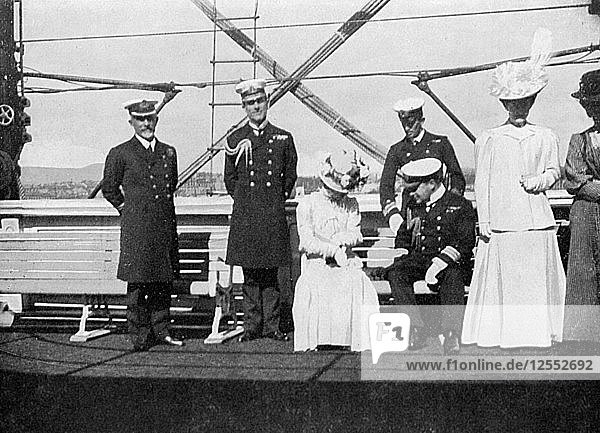 An Bord der königlichen Jacht Victoria and Albert III  Christiania (Oslo)  Norwegen  1908 Künstler: Königin Alexandra