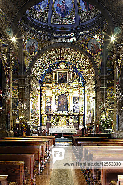 Innenraum der Kirche des Klosters Lluc  Mallorca  Spanien.