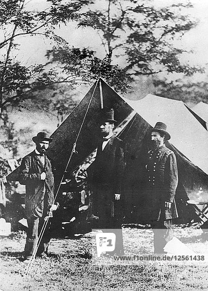 Präsident Lincoln und General George McClellan  ca. 1861-1862. Künstler: Unbekannt