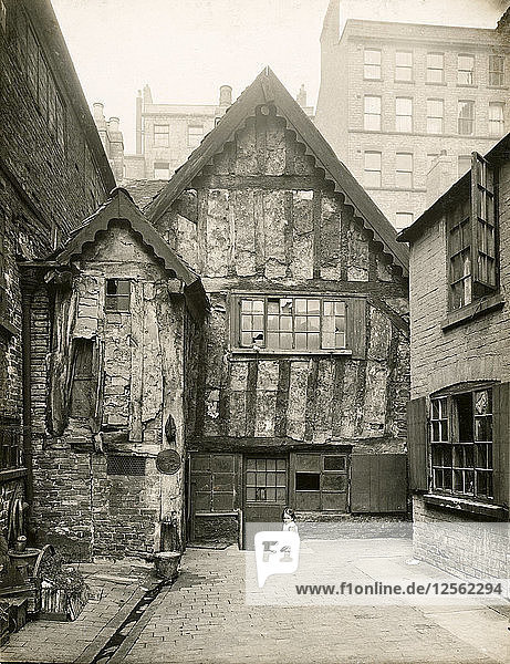 Red Lion Street area Kirks Yard Nottingham Nottinghamshire June 1919. Artist: Unknown