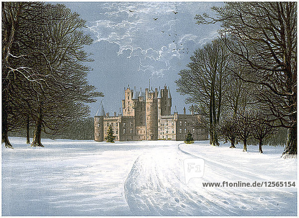 Glamis Castle  Angus  Schottland  Sitz des Earl of Strathmore  um 1880. Künstler: Unbekannt