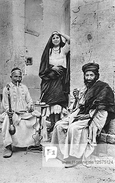 Menschen in Kairo  Ägypten  um 1922. Künstler: Donald McLeish