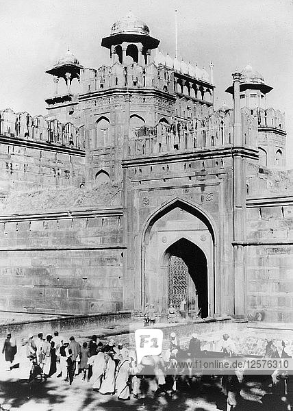 Gateway to the Red Fort  Delhi  India  late 19th or early 20th century. Artist: Unknown