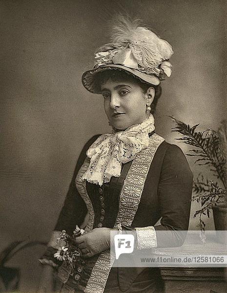 Adelina Patti  italienische Operndiva  1882. Künstler: London Stereoscopic & Photographic Co