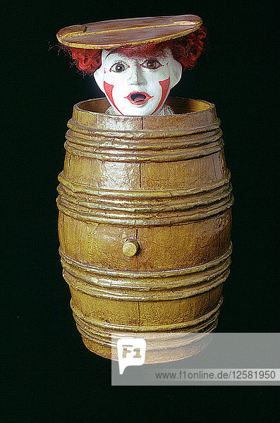Clown in einem Fass  Museum of Childhood  Edinburgh  Schottland. Künstler: Tony Evans