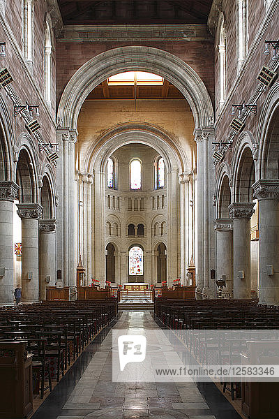 Innenraum der St. Annes Cathedral  Belfast  Nordirland  2010.