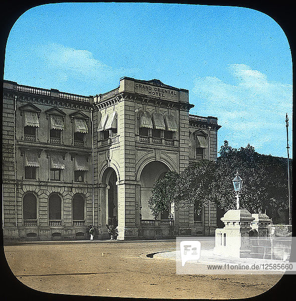 Das Grand Oriental Hotel  Colombo  Ceylon  Ende des 19. oder Anfang des 20. Jahrhunderts. Künstler: Unbekannt